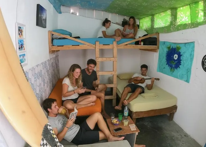 Aloha Surf Hostel