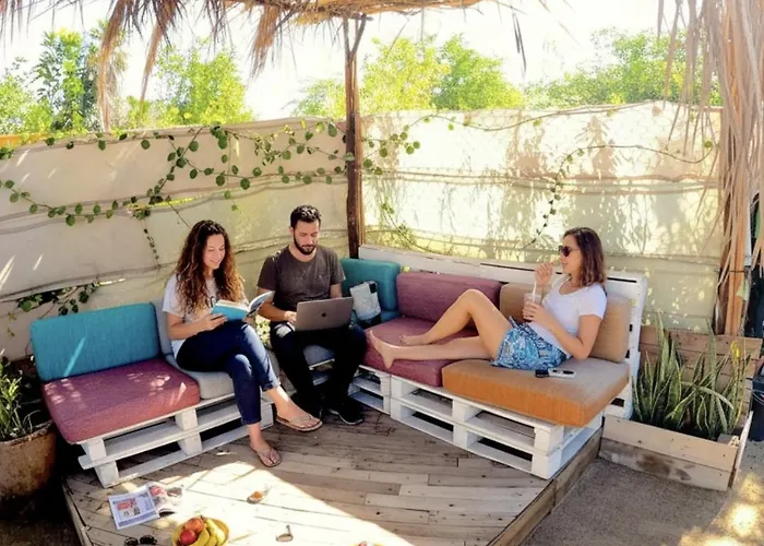 Aloha Surf Hostel